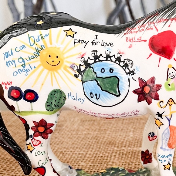 The Trail of the Painted Ponies Children’s Prayer Pony - Picture 2 of 9